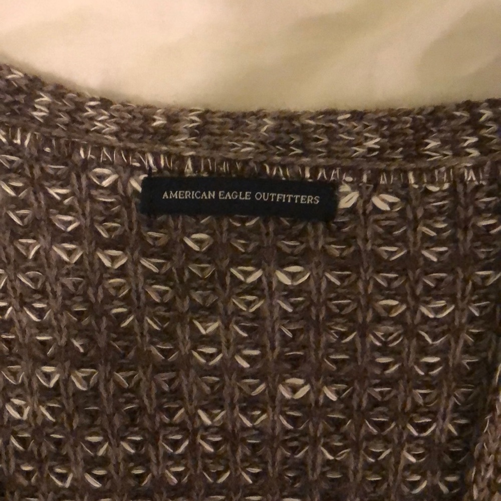 American Eagle sweater - Picture 2 of 4